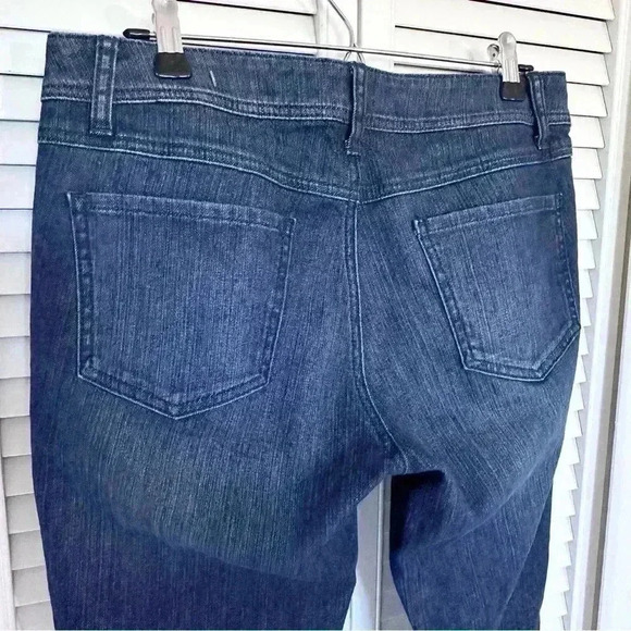 NWT CAbi 511R Straight Bootcut Jeans | Medium Wash | SZ 10 - Picture 5 of 8